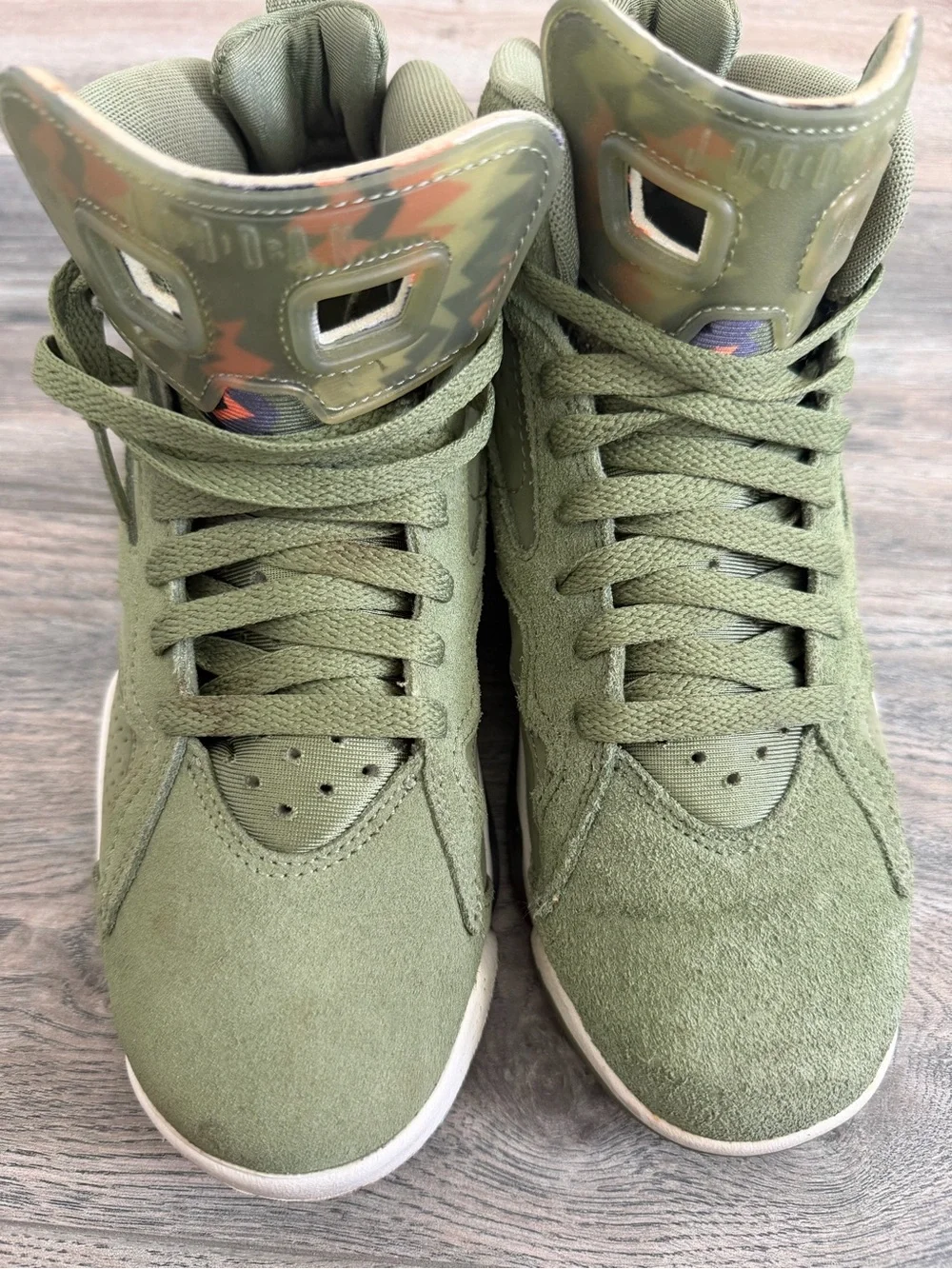 Jordan Kids Olive Green and Orange Camo Sneakers